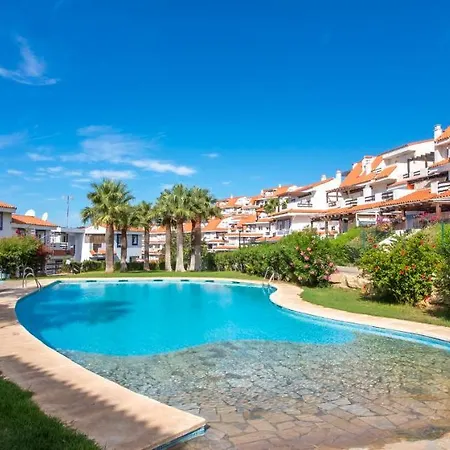 Apartamento Con Piscinas Y Muy Cerca De La Playa Apartamento *